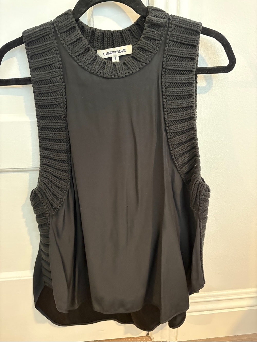 Elizabeth and James Black Knit-Trim Silk Top Sz S